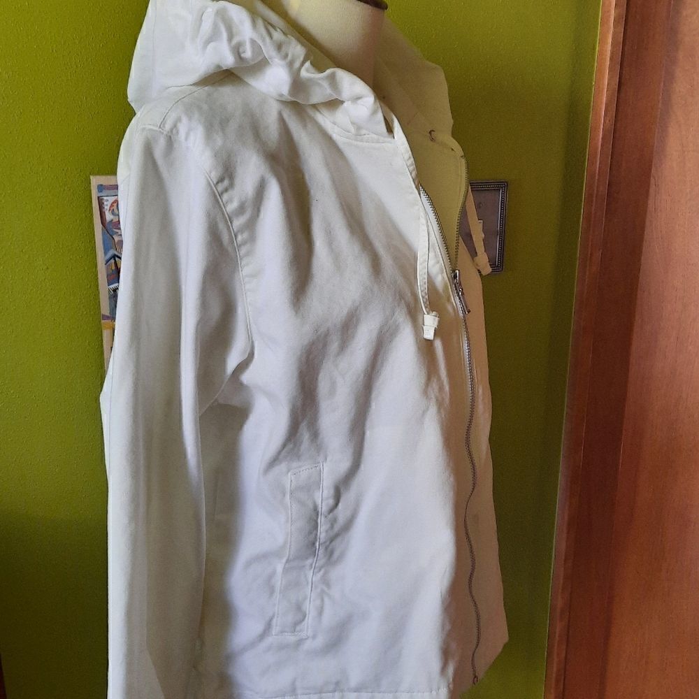 Eddie Bauer Hooded Jacket   - Picture 9 of 11